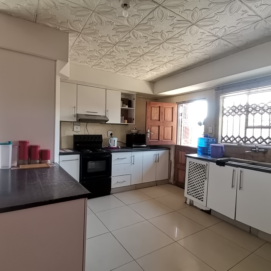 3 Bedroom Property for Sale in Lethlabile North West